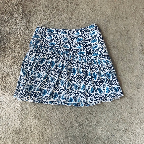 NWT H & M Pleated Blue/Black/White Pleated Skirt - Picture 2 of 8